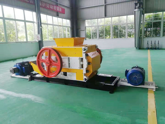 Lini Produksi Batu Bata Tanah Liat Penghematan Energi Mesin Roll Crusher Kecepatan Tinggi