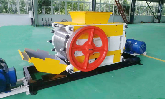 Mesin Penghancur Rol Perbaiki Baja Mangan Diameter Output 0 - 3mm