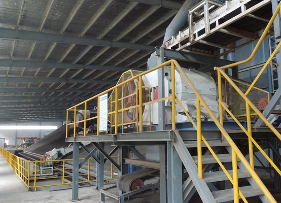 Mesin Fine Mill Roll Crusher 30 - 50t / jam Kapasitas produksi Untuk Pembuatan Bata