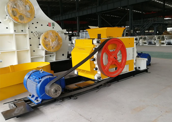GS1210 Fine Roller Mill Crusher Kapasitas 70 - 90 t / jam Untuk Pembuatan Batu Bata Tanah Liat