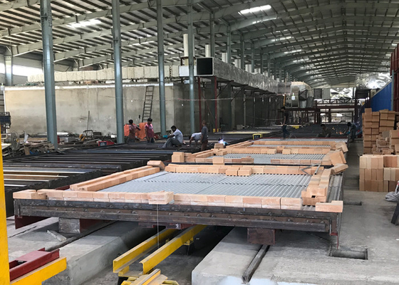 Terowongan bata tanah liat kiln kapasitas harian 50.000 hingga 100.000 buah dengan peralatan operasi kiln bata
