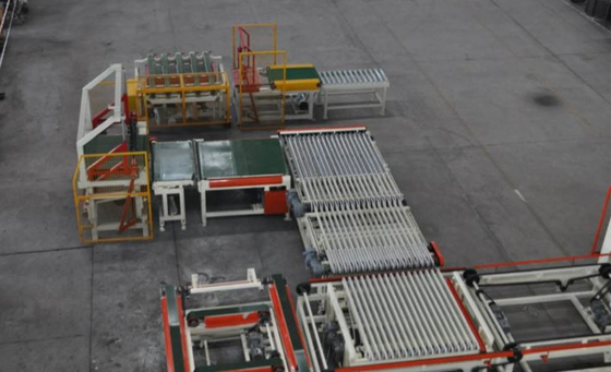 Sistem Bongkar Muat Otomatis Besar Disesuaikan Untuk Lini Produksi Bata