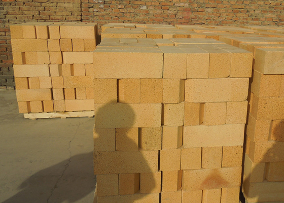 Tunnel Kiln Clay Fire Blocks Isolasi Termal Bahan Bata Tahan Api Dasar