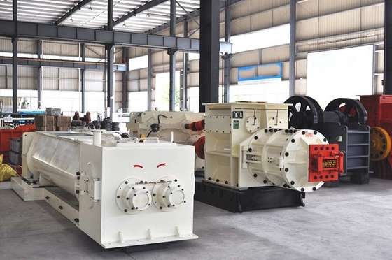 Mesin Ekstrusi Bata Tanah Liat Extruder Vakum Besar Pengecoran Cetakan Baja Karbon