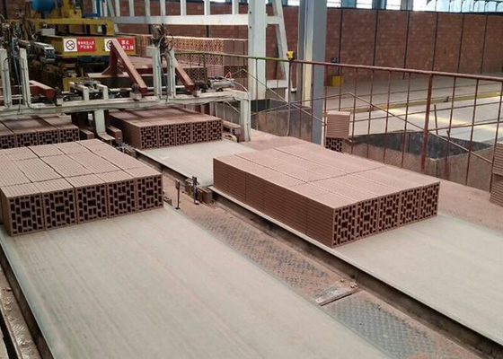 Bata Tanah Liat Hidrolik Dan Pemotong Blok Otomatis ISO9001 Disetujui