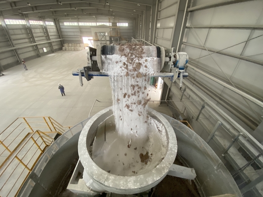 Bentonite Full Automatic Produksi Line Peralatan Wet Pan Mill, Bentonite Situs Mesin