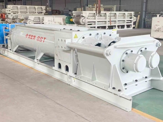 Double Shaft Mixer Mesin pencampuran batu bata tanah liat untuk blok padat / berongga 7060*2450*1150