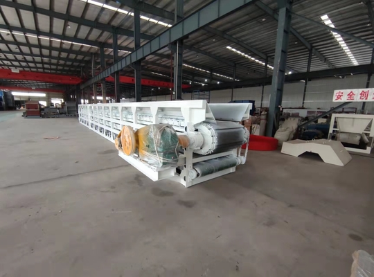 6015×2500×1750 mm TCNL Model Brick Box Feeder Machine dengan 1175 mm Chain Travel Track Center Distance